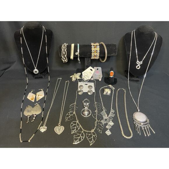 Vintage To Now Lot Silver tone Jewelry Necklace Bracelet Earrings Ring Brooch - Picture 1 of 9